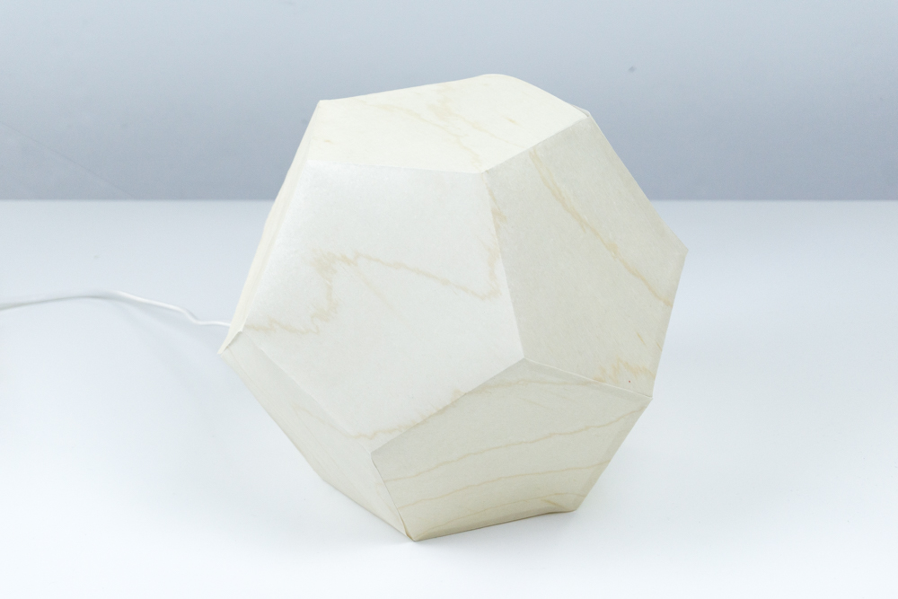 schereleimpapier DIY und Upcycling Blog aus Berlin - kreative Tutorials für Geschenke, Möbel und Deko zum Basteln – DIY Lampe aus Holz selber machen